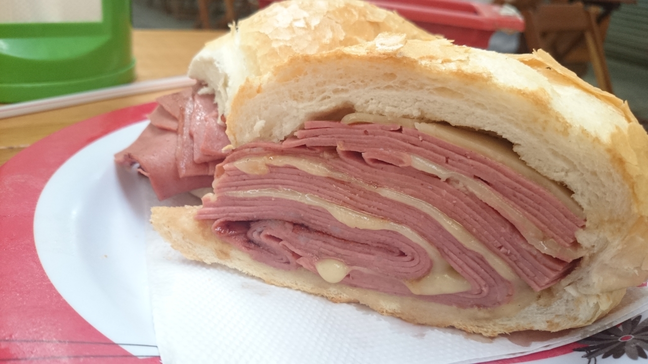 Snack time at Municipal Market of São Paulo